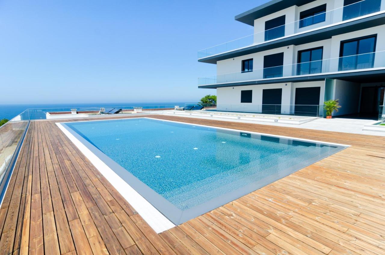 Ocean Views - New Private Condominium With Pool & Sea Views Nazaré Buitenkant foto