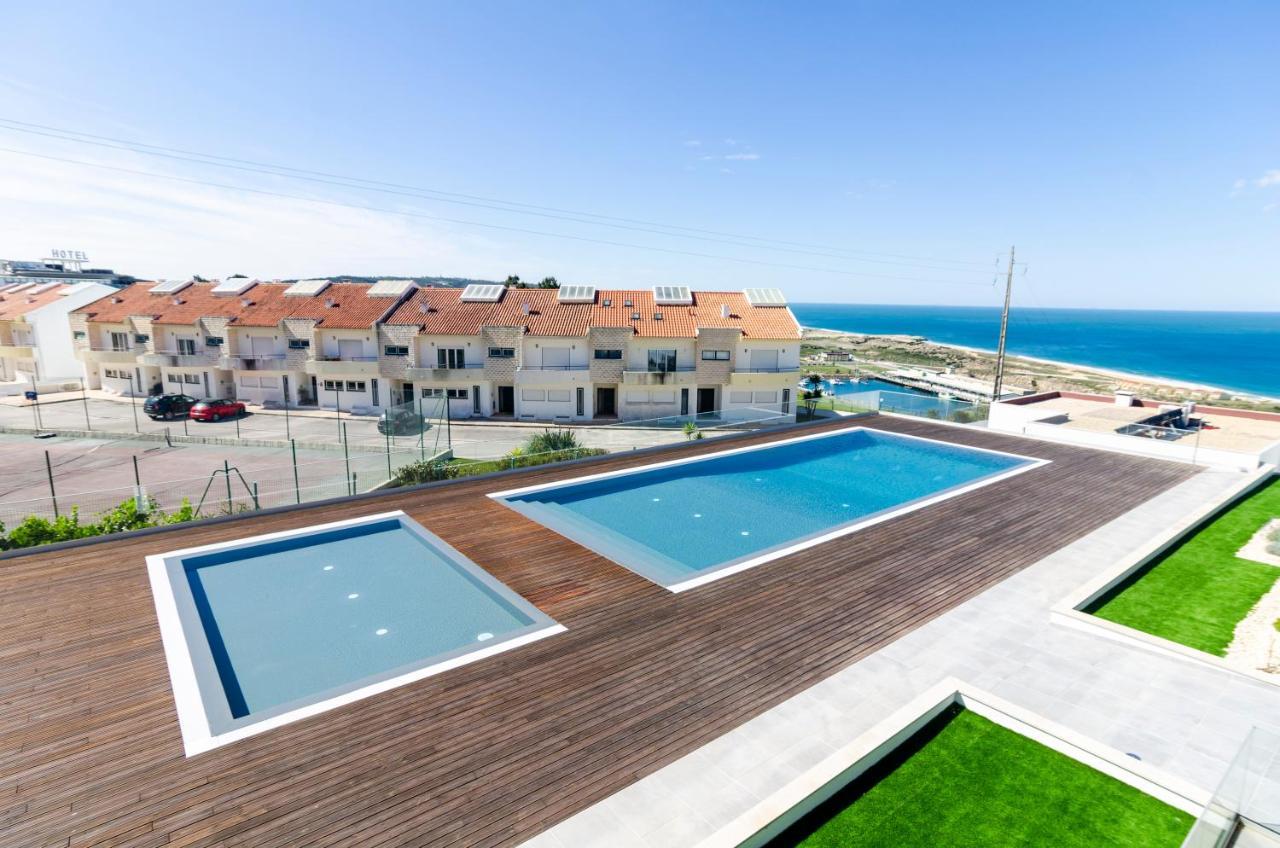 Ocean Views - New Private Condominium With Pool & Sea Views Nazaré Buitenkant foto