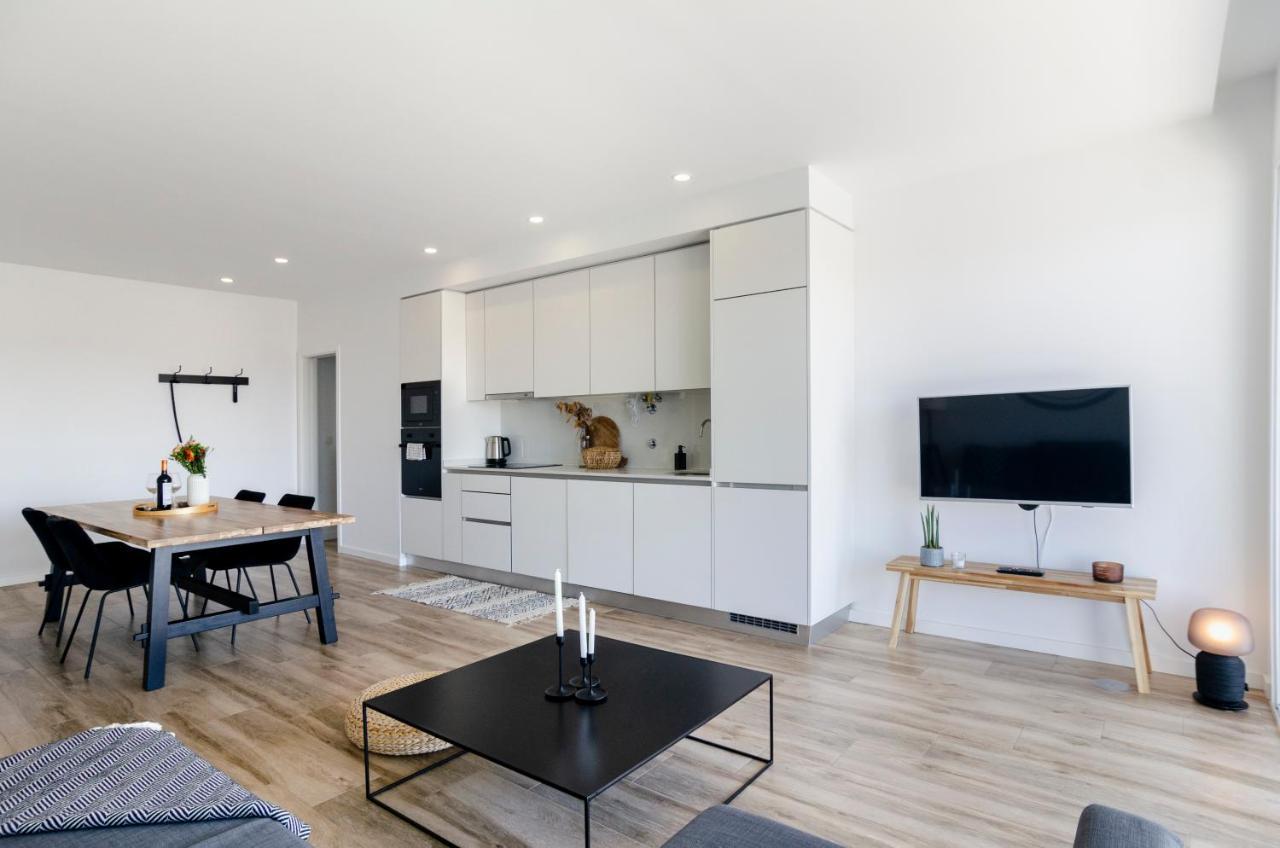 Ocean Views - New Private Condominium With Pool & Sea Views Nazaré Buitenkant foto