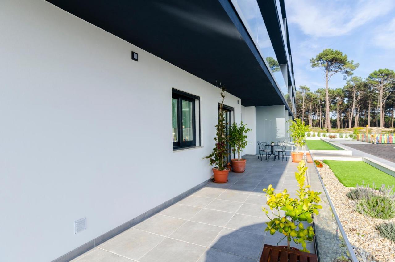 Ocean Views - New Private Condominium With Pool & Sea Views Nazaré Buitenkant foto