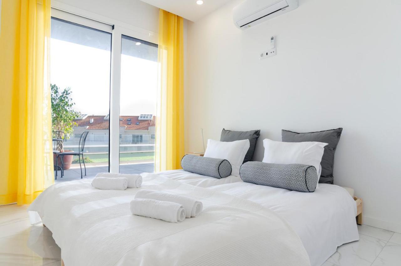 Ocean Views - New Private Condominium With Pool & Sea Views Nazaré Buitenkant foto